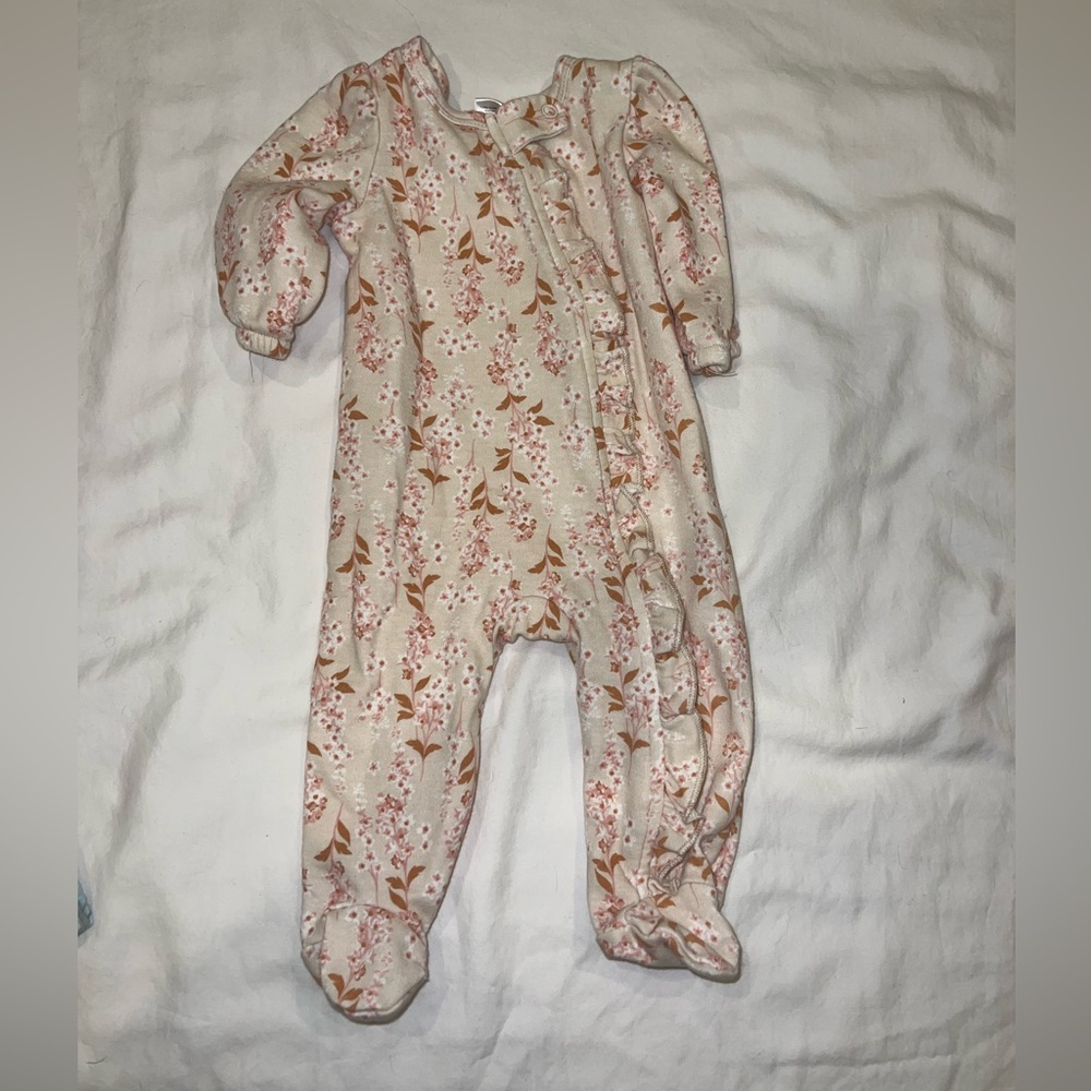 Nicole Miller onesie 0-3m